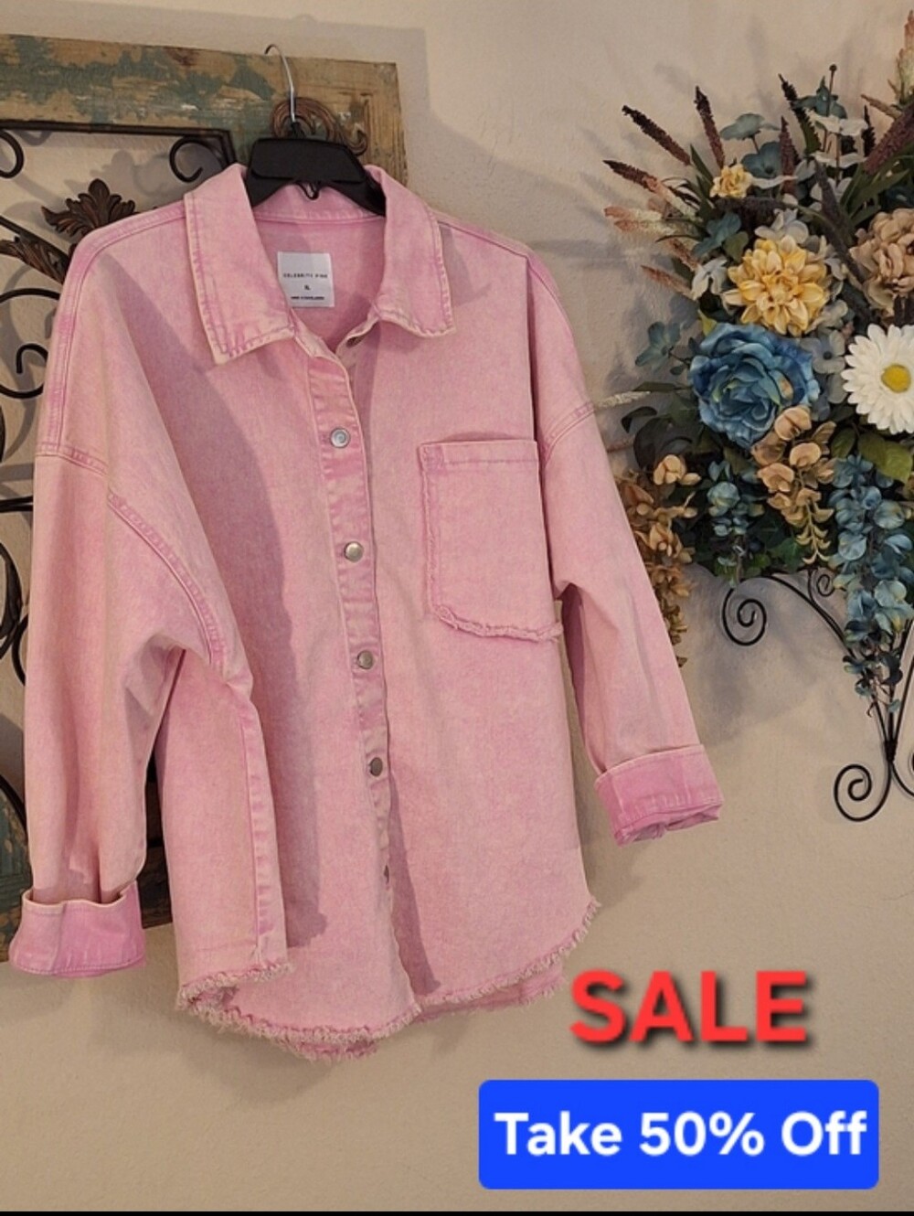 Celebrity Pink Pastel Pink Frayed-Hem Button-Down Shacket. NWT Size XL